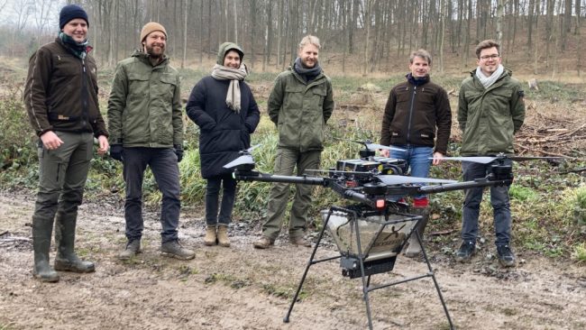 Wird der Wald der Zukunft per Drohne gesät?