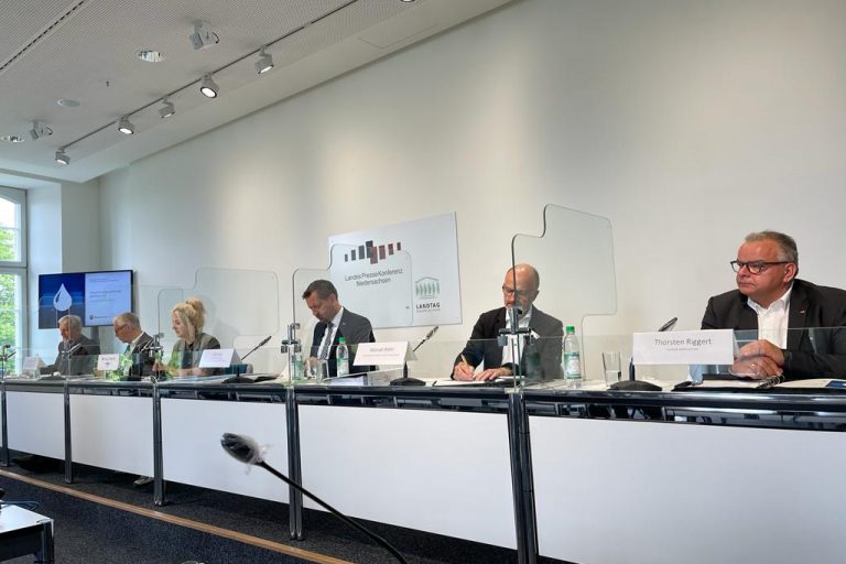 Riggert: Die nutzbare Menge an Wasser erhöhen