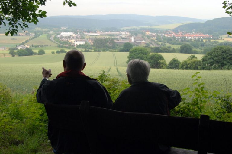 Wohnen auf dem Lande – Projekte für Jung und Alt