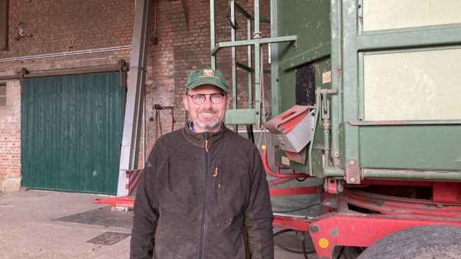 Landwirte ernten für gute Lebensmittel Tag und Nacht