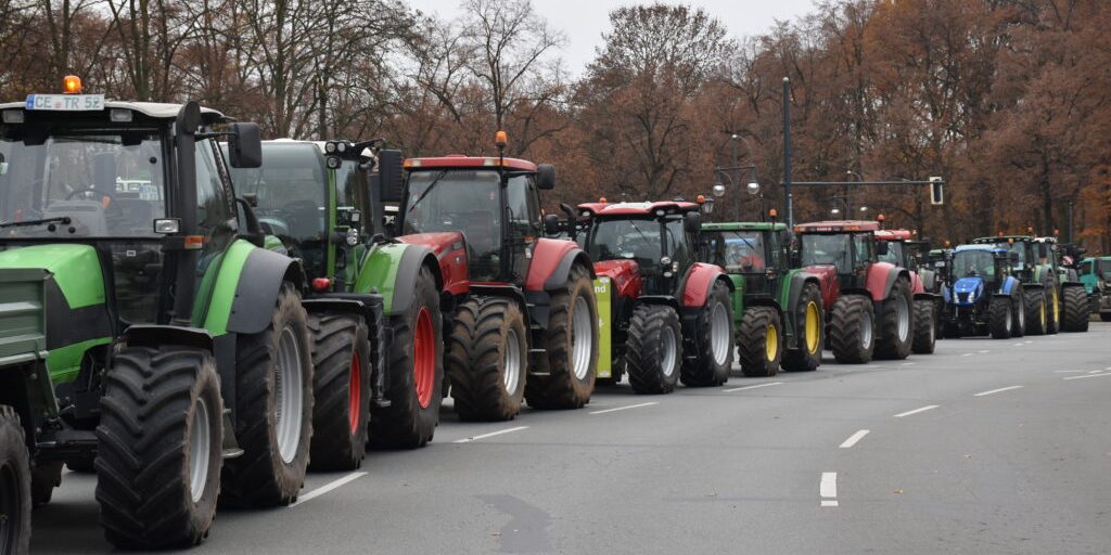 Landwirte aus Niedersachsen demonstrieren in Berlin