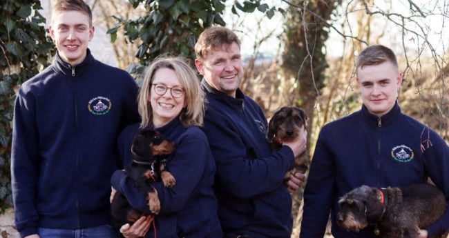 Per Schnitzeljagd zum Ursprung von Eiern und Wurst