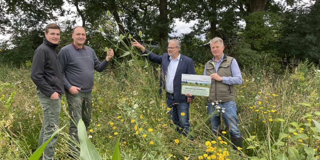 Kirche und Landwirtschaft gehen Hand in Hand