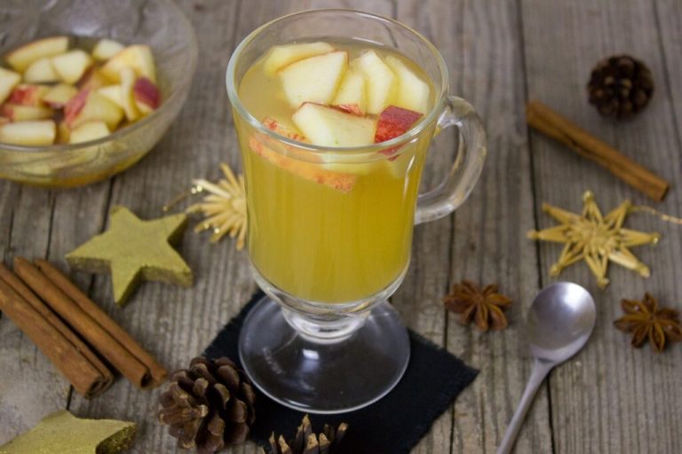 Apfelpunsch und Glühwein aus Niedersachsen wärmen