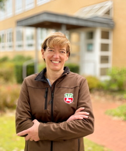 Claudia Standke_Polish bearbeitet_neue Größe Webseite 664x664