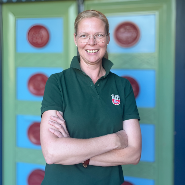 Monic Hagemann_Polish_bearbeitet_664x664_Webseite Größe