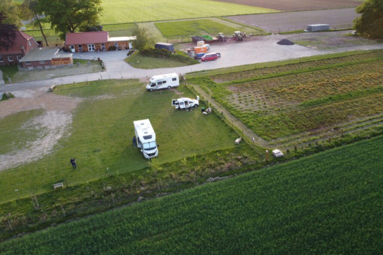 Camping auf dem Bauernhof: App weist den Weg