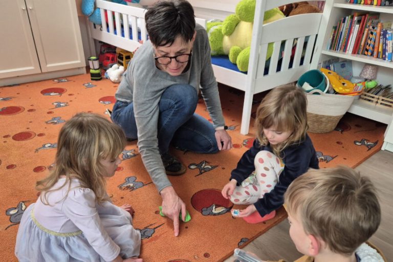 Neustart mit Sinn: Dorfhelferin werden