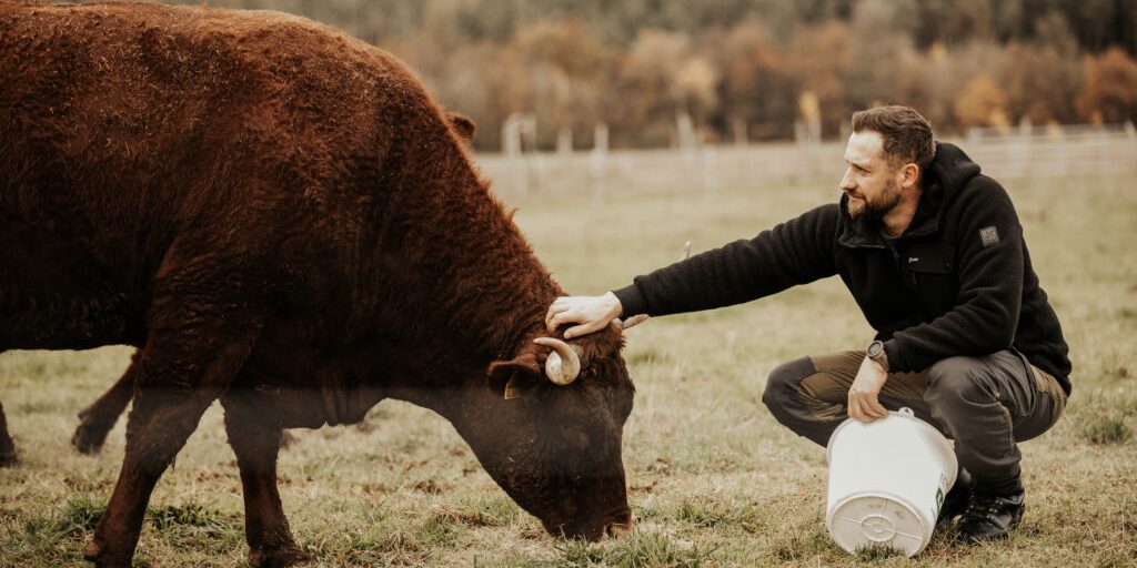 Wenn Arbeit zur Last wird: Seelische Gesundheit in der Landwirtschaft