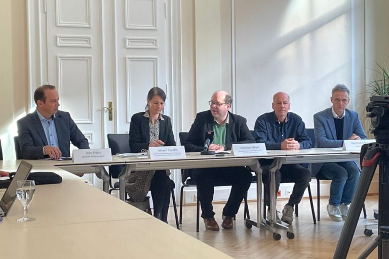 Neue Förderregeln: Niedersachsen stärkt Herdenschutz